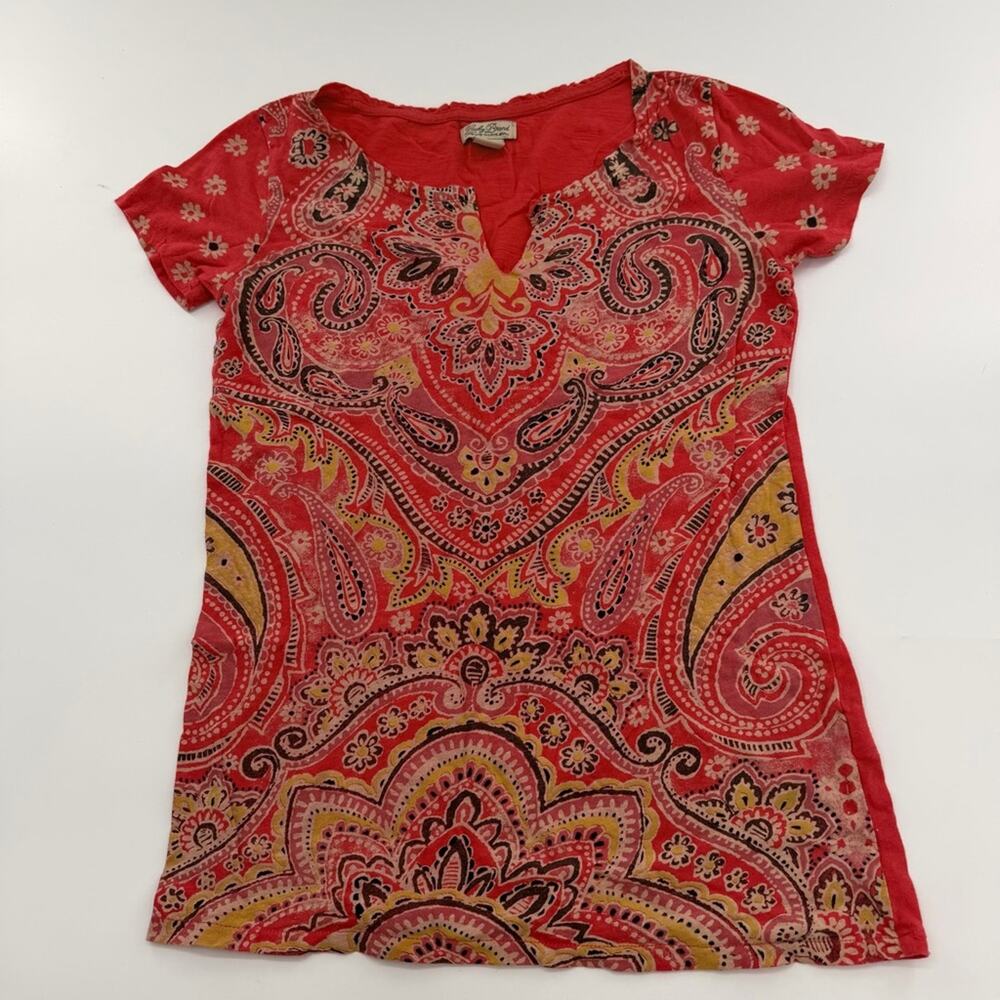 Lucky Brand Red Paisley Print Short Sleeve T Shirt Women’s XS Small BOHO